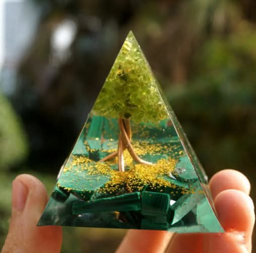 Pyramid Decoration Natural Crystal Gravel Energy Tower - M & M Global
