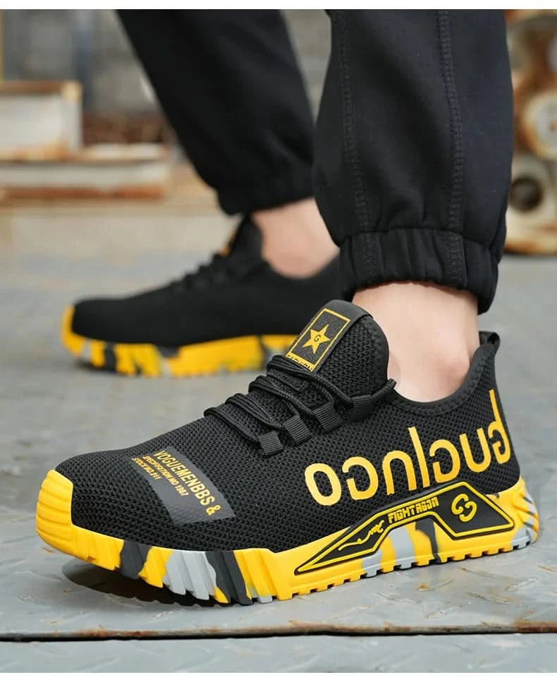 Soft-soled comfortable anti-smash and anti-puncture safety shoes