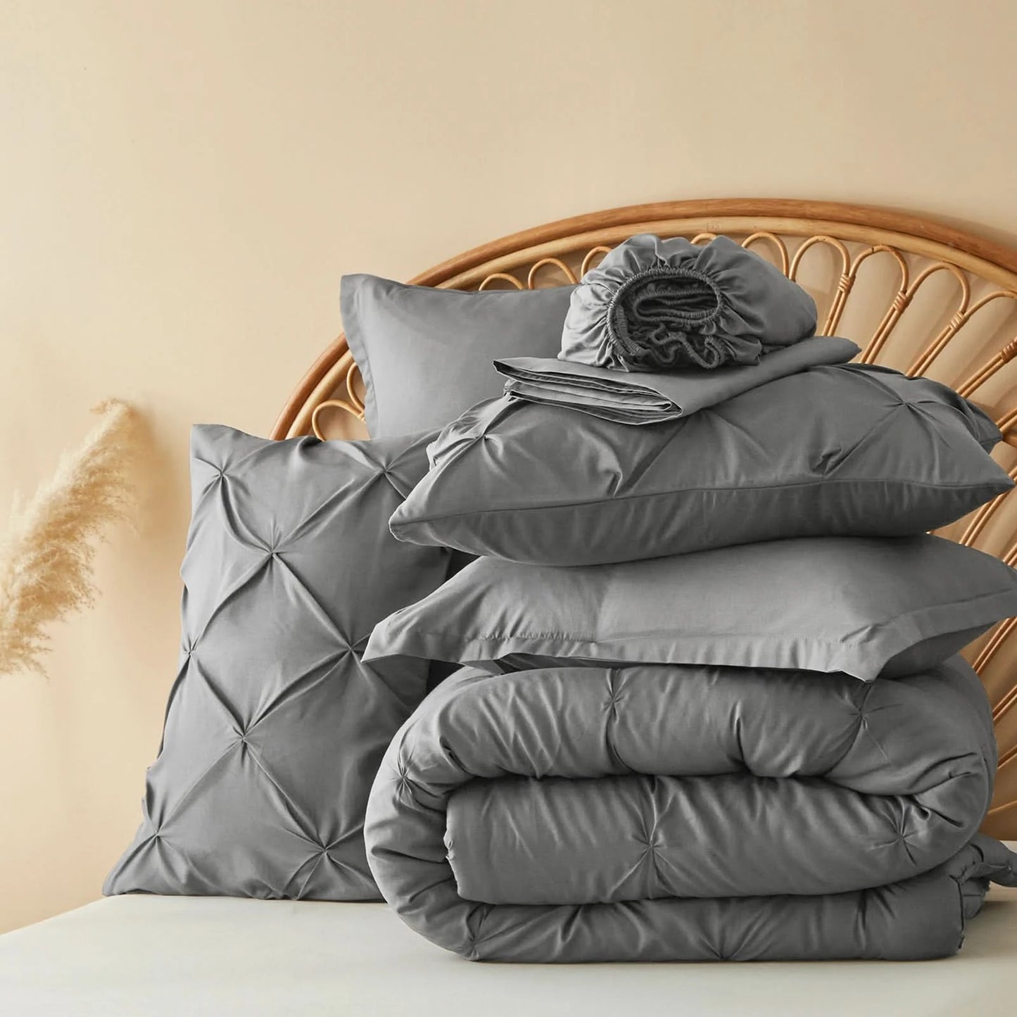 Luxury 5/7-Piece Comforter Set – Soft Queen Bed in a Bag with Sheets & Pillowcases – Twin, Full, Queen, King Sizes