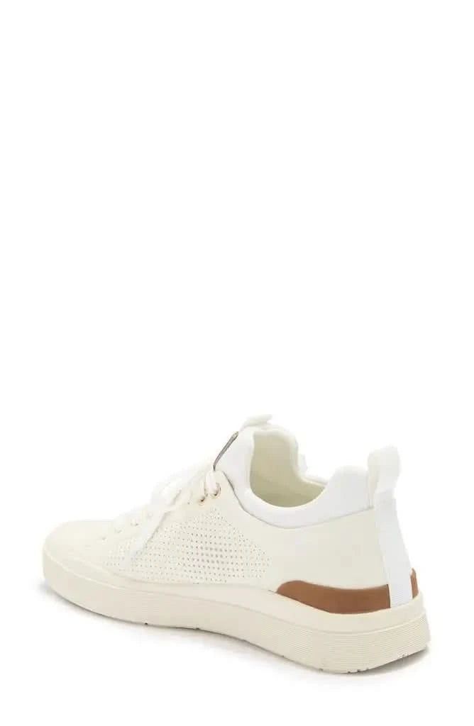 Steve Madden | Pyper Sneaker - M & M Global