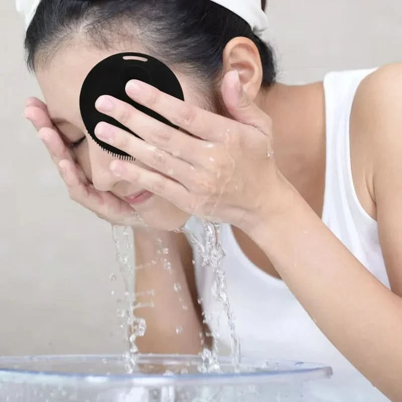 Soft Silicone Exfoliating Brush Cleanser Manual Body Cleansing Body Care Scrubber Shower Gentle Massage Silicone Face Bath Brush - M & M Global