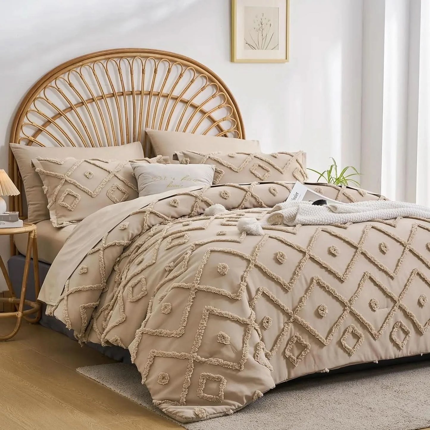 7 Pcs solid color tufted quilt set, microfiber soft and lightweight, durable and easy to wash bedding set , for all seasons