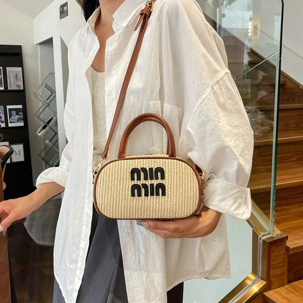 2025 new trendy and fashionable crossbody bag with niche design, woven shoulder bag for women, popular bowling bag this year - M & M Global