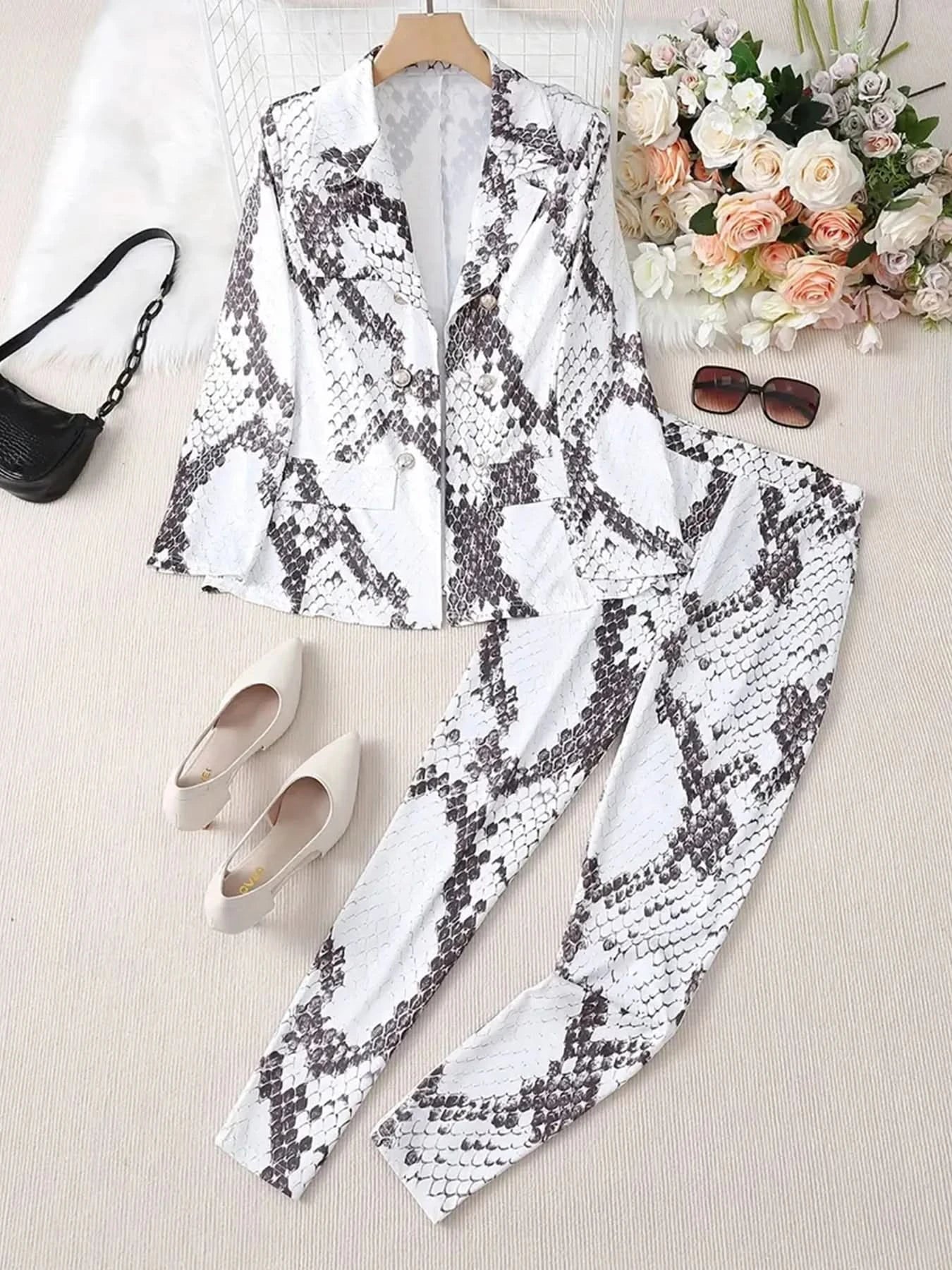 Women's Gradient Color and Snake Print Business Casual Two-Piece Suit Set, Double Breasted Long Sleeved Lapel Suit Jacket and Hi