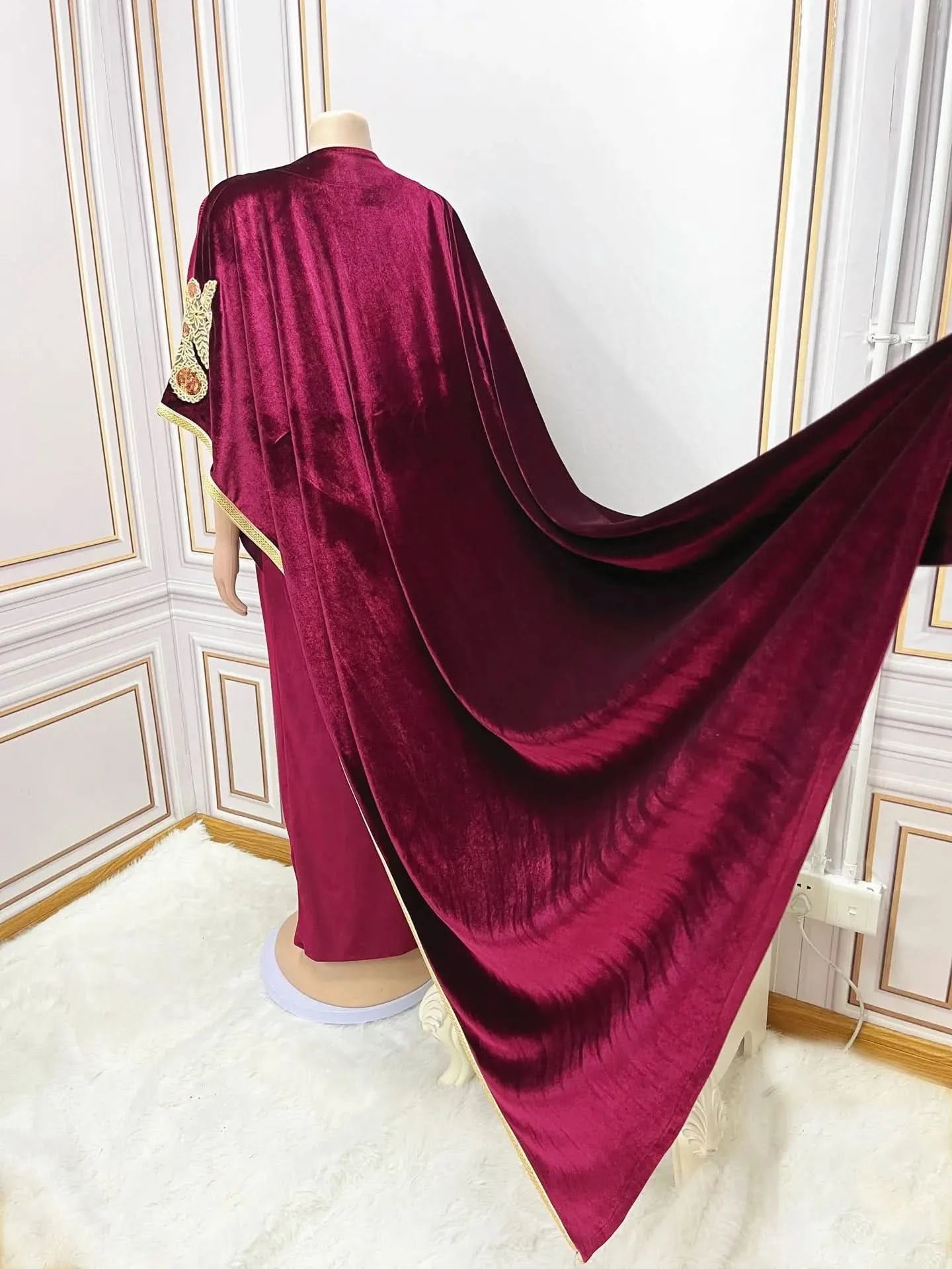 Ramadan Luxury Muslim Fashion Bat Sleeve Moroccan Turkiye Dubai Dress Middle East Arab Dress Sequins Golden Velvet Long Dress - M & M Global