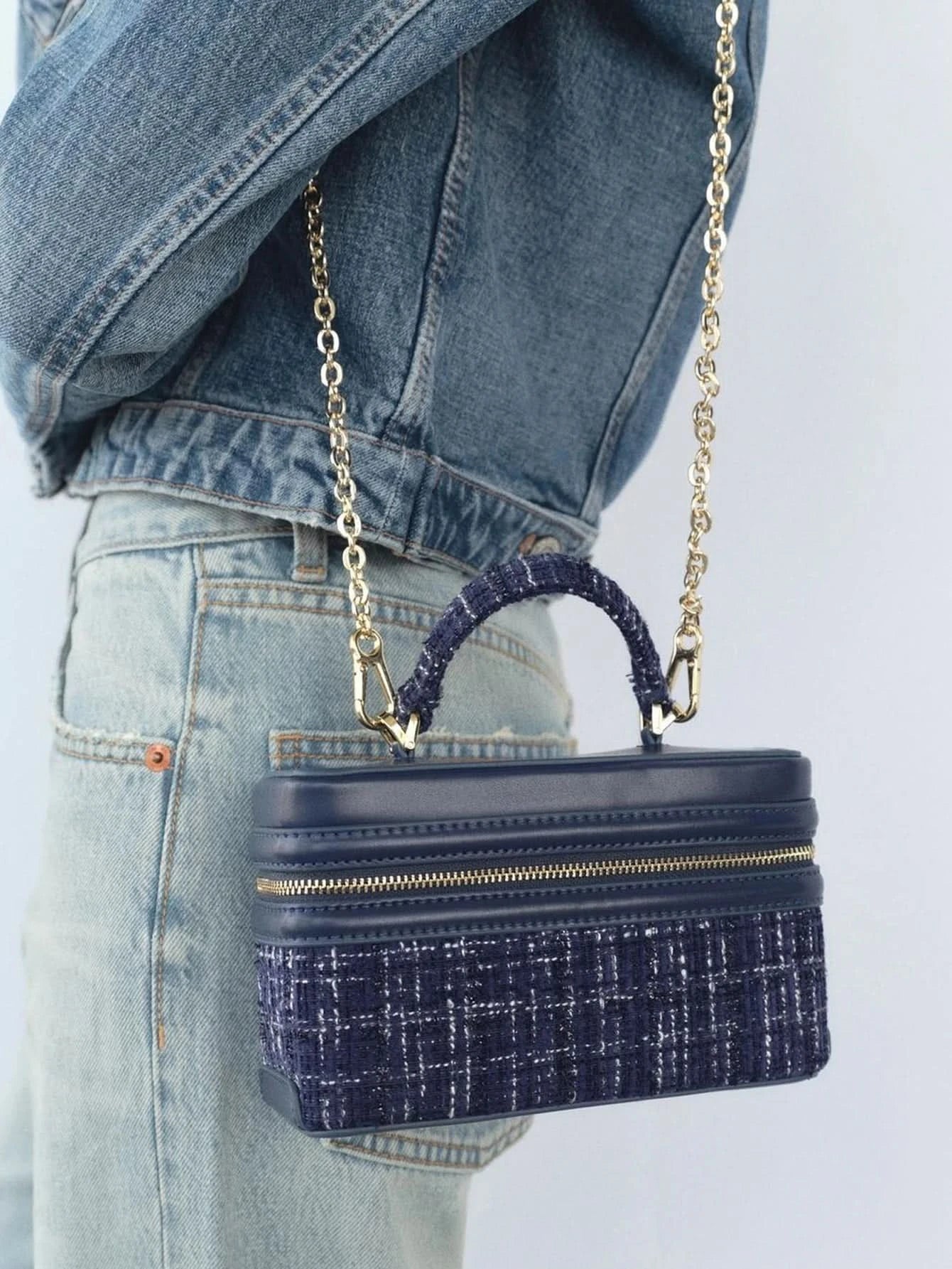 Women's bag 2024 autumn and winter new small square bag with hard single shoulder cross-body portable fashion box bag women - M & M Global