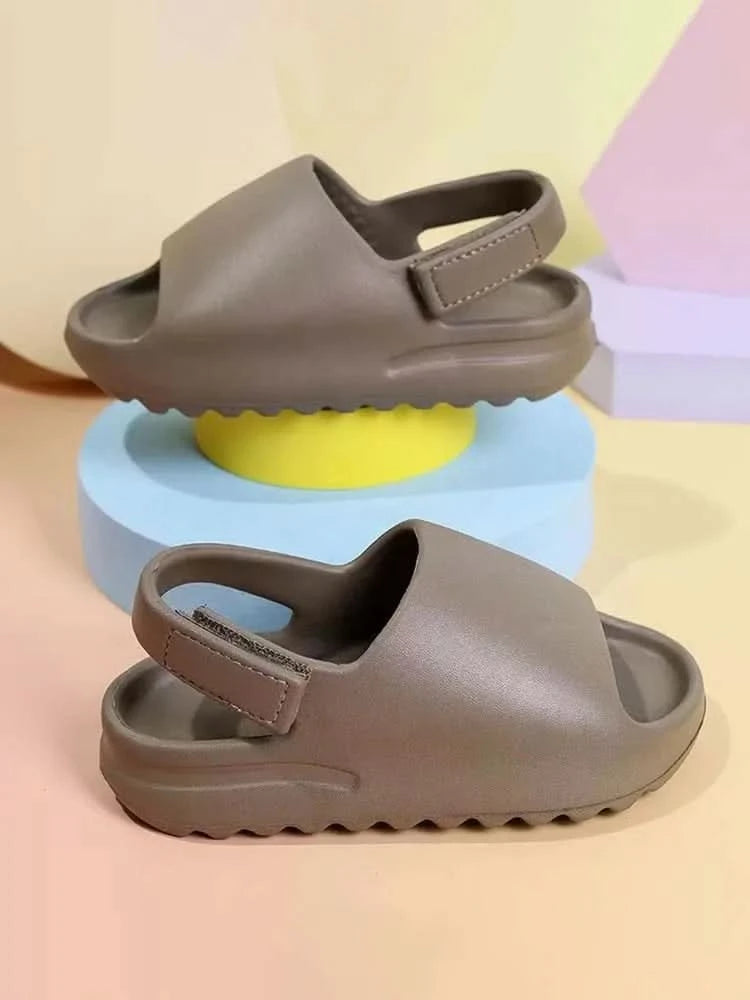 Fashionable and minimalist children's sandals with EVA soft sole suitable for boys and girls beach shoes and river tracing shoes - M & M Global