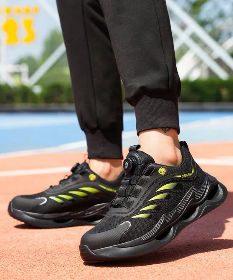 Soft sole lace-free anti-smash and anti-puncture safety shoes
