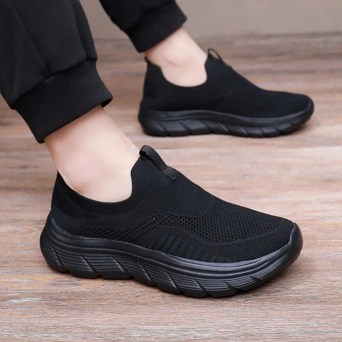 Breathable Men Casual Shoes Lightweight Outdoor Male Walking Shoes Anti-slip Men's Sneakers Slip on Flats Vulcanized Shoes - M & M Global