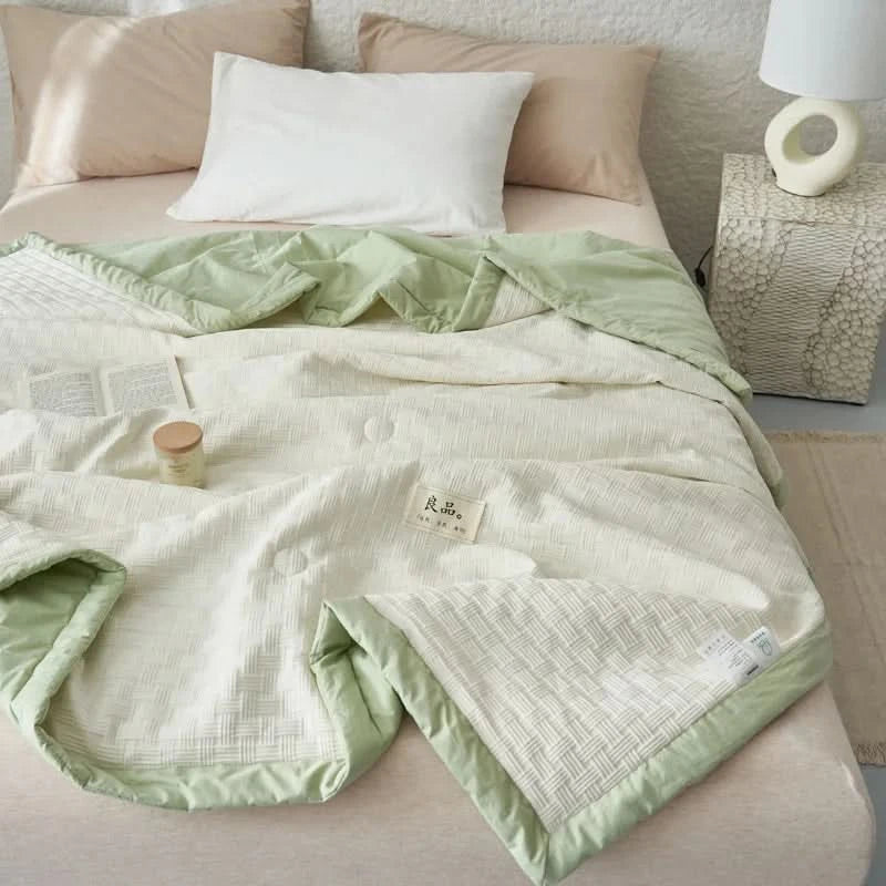 Single Bed/Queen Bed/King Bed Good Quality Jacquard Craftsmanship Soybean Fiber Summer Quilt - M & M Global