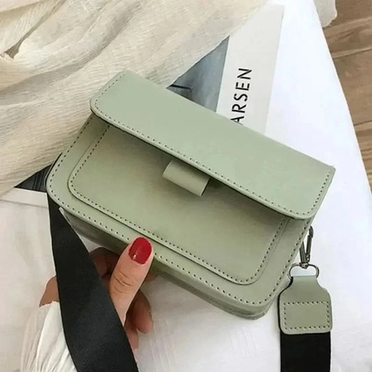 Women's versatile retro handle handbag, crossbody bag, single shoulder flip bag - M & M Global