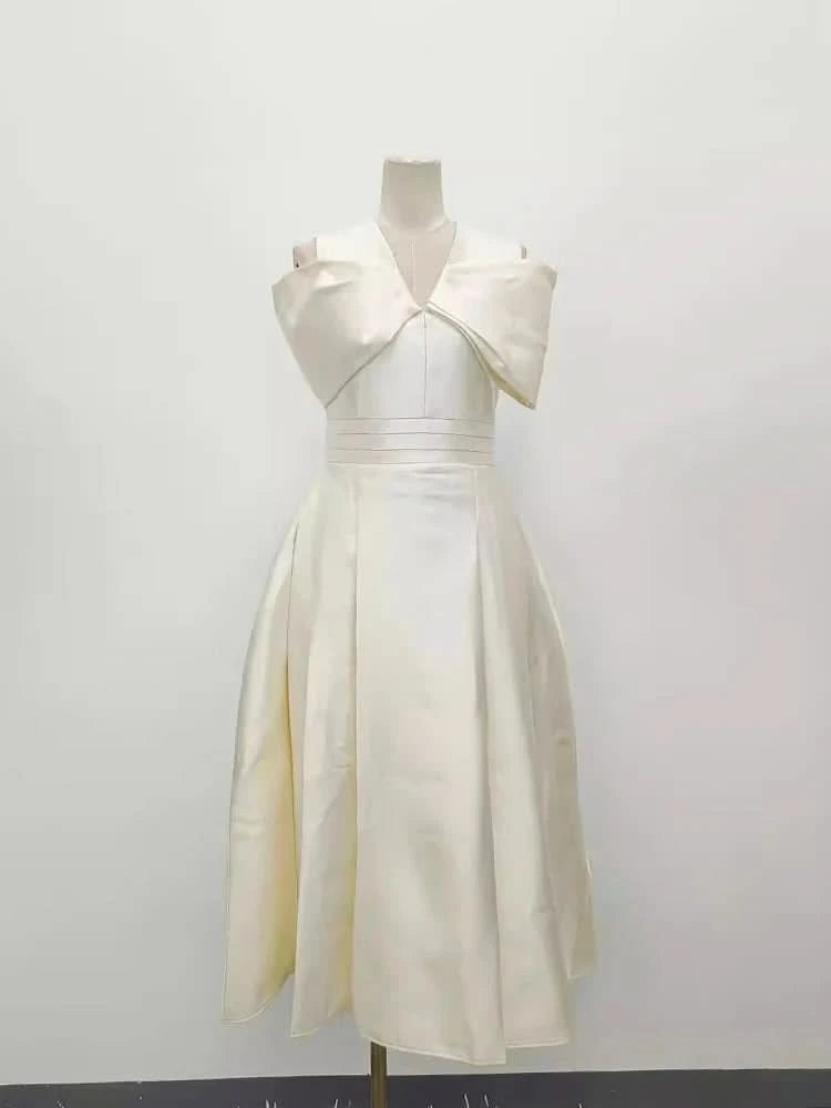 UCXQ Elegant Long Dress Fairy Style V-neck Hollow Waist 3D Bow Pocket Fashion Party Dresses For Women 2025 Spring Summer 23A9338 - M & M Global