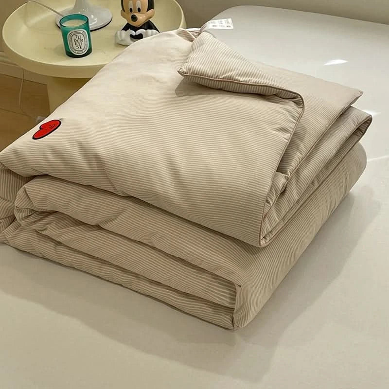 INS Style Plaid Summer Quilt Light Comforter Spring Summer Comforter Suitable for Bedroom Apartment Student Dormitory - M & M Global