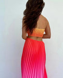 Women Chic Gradient Print Halter Neck Pleated Beach Long Dress Fashionable Long Dress Sexy Hollow Out Vacation Maxi Dress Outfit - M & M Global