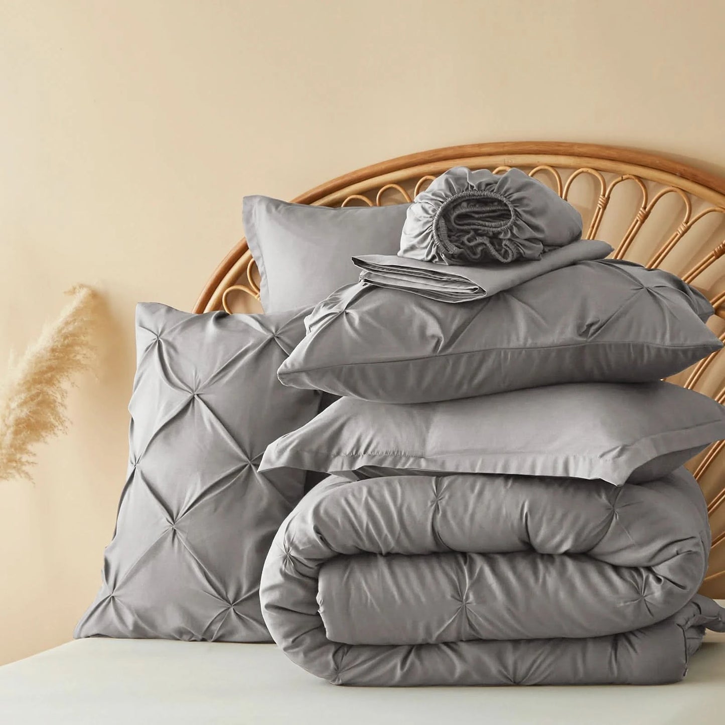 Luxury 5/7-Piece Comforter Set – Soft Queen Bed in a Bag with Sheets & Pillowcases – Twin, Full, Queen, King Sizes
