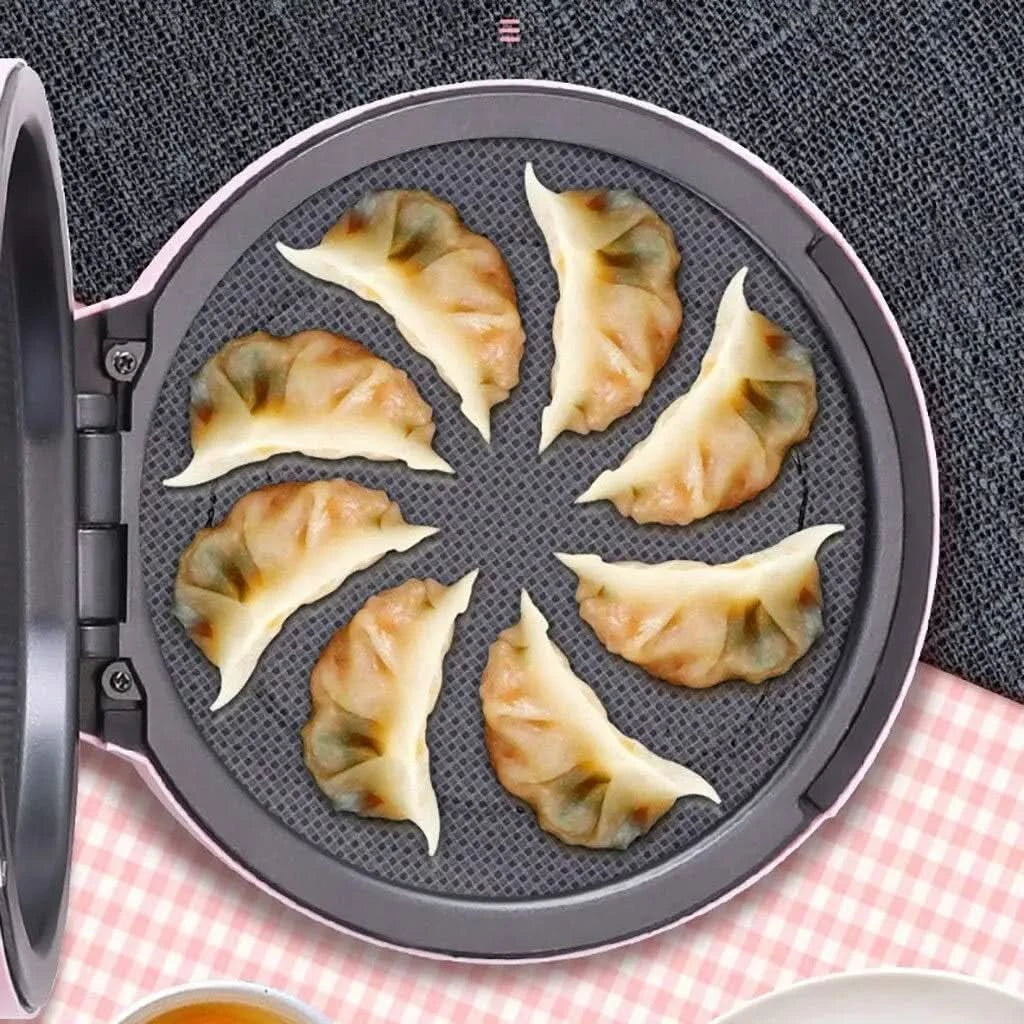 Sandwich Maker，Mini Electric Waffles Maker ， Bubble Egg Cake Oven Breakfast Machine ， Egg Cake Oven Pan Eggette Machine Mini Hom - M & M Global