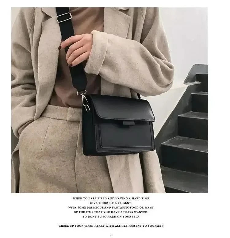 Women's versatile retro handle handbag, crossbody bag, single shoulder flip bag - M & M Global