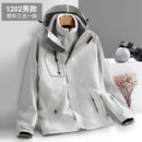 Two-piece Jacket for Men Detachable Windproof Waterproof Mountaineering Clothing 3-in-1 Outdoor Waterproof Jacket New Style