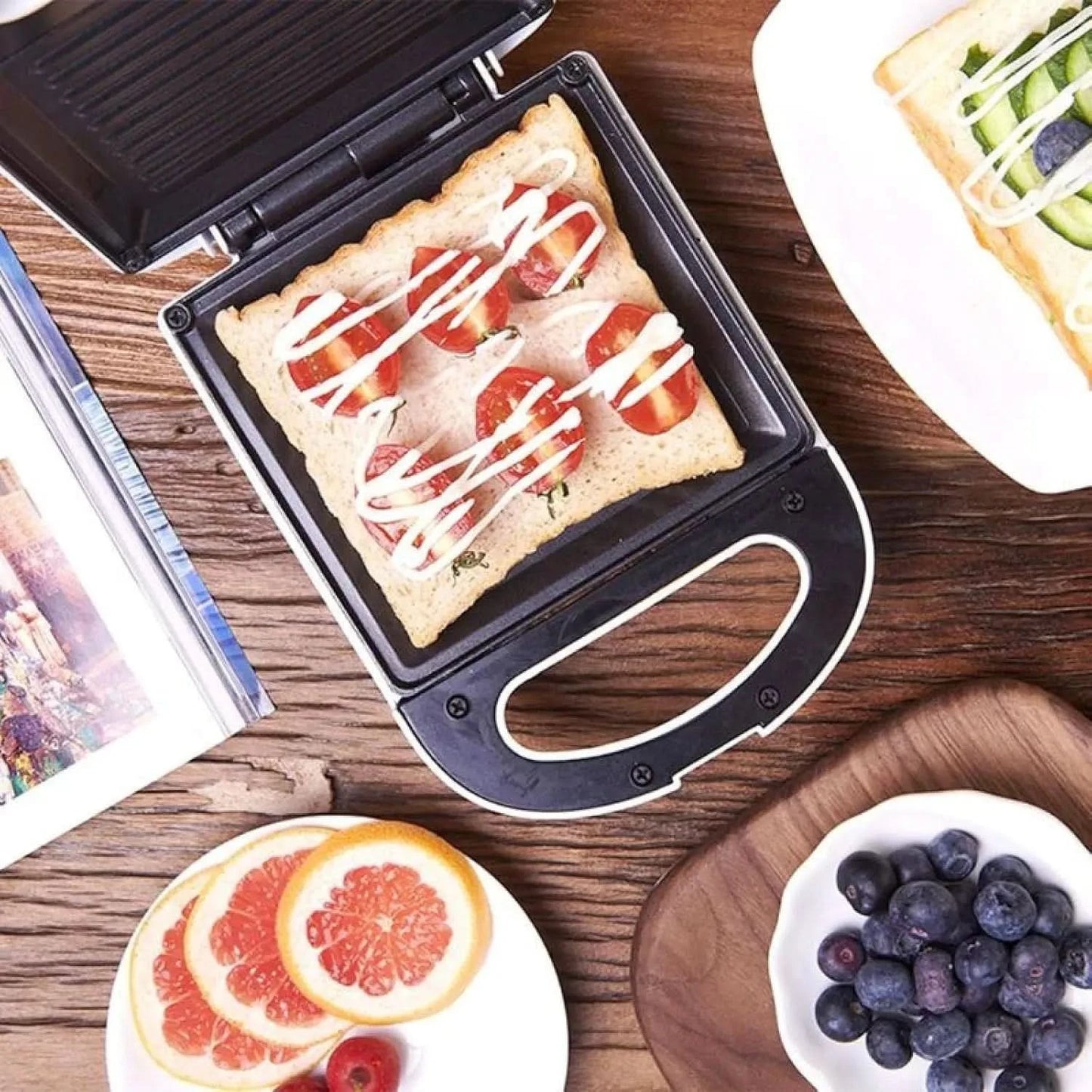 Mini Waffle Maker,Sandwich Maker Toastie ， 650W Electric Sandwich Maker ， Non-Stick Pan Cake Oven Household Multi-Baker Breakfas - M & M Global