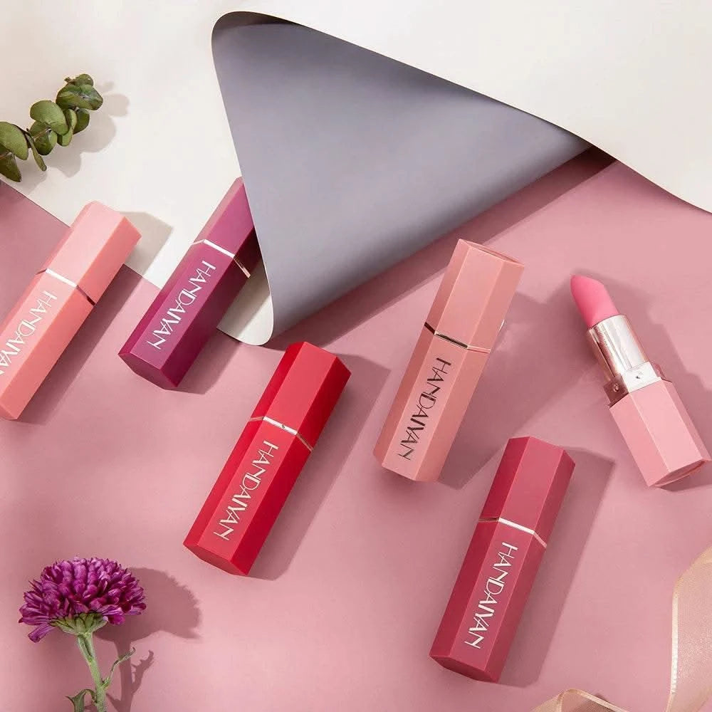 6-Color Matte Lipstick , Non-Fading, Non-Stick Cup Long-Lasting Velvet Finish, Smooth Matte Lip Color Waterproof Smudge-proof - M & M Global