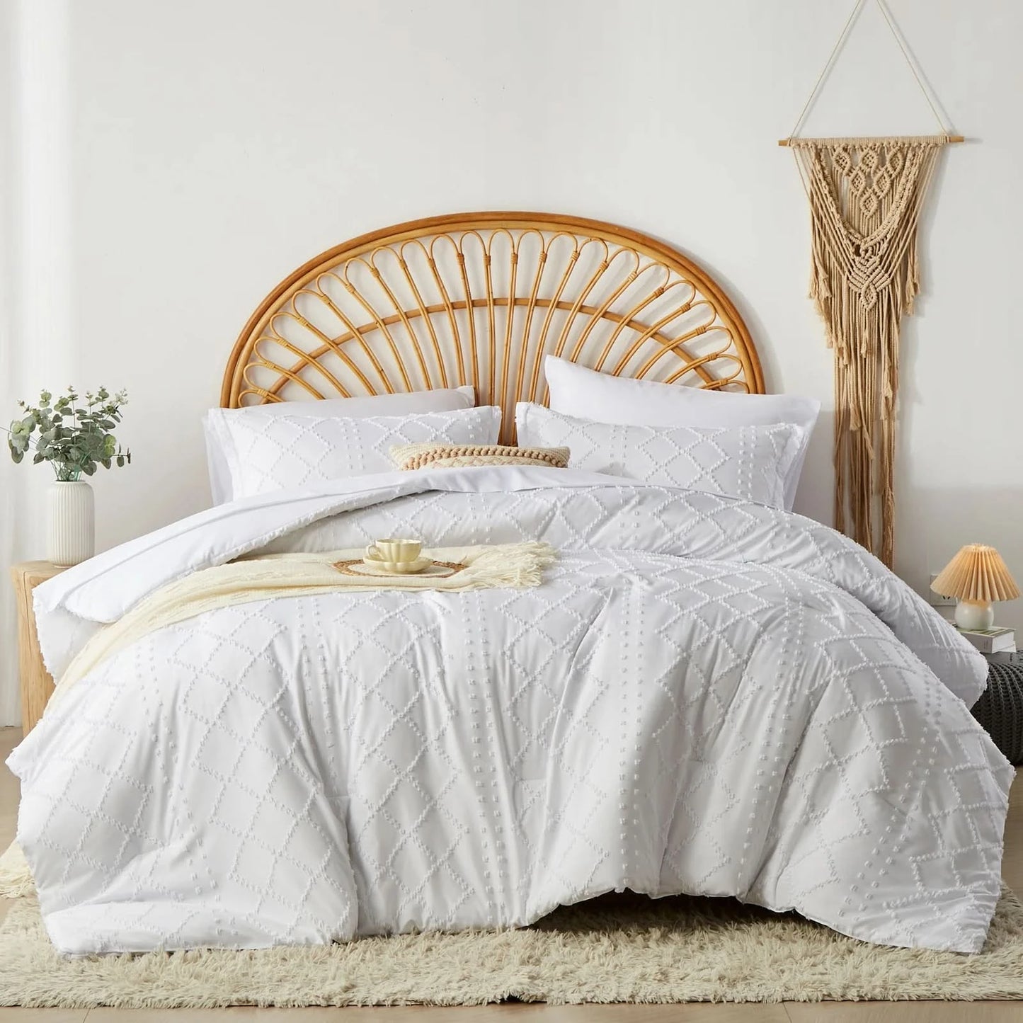 Tufted Boho Comforter Set - Farmhouse Shabby Chic Embroidery Bed Set, Soft Jacquard Comforter, Queen, King