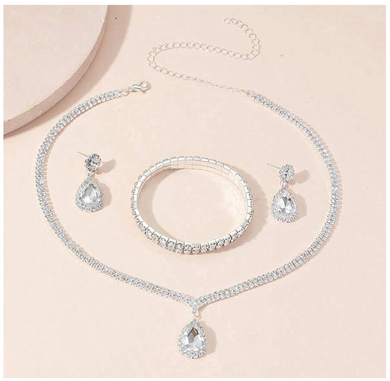4 Pieces Luxurious Jewelry Set Exquisite Rhinestone Pendant Elegant Women's Crystal Silver Plated Necklace Earrings Bracelet Set - M & M Global