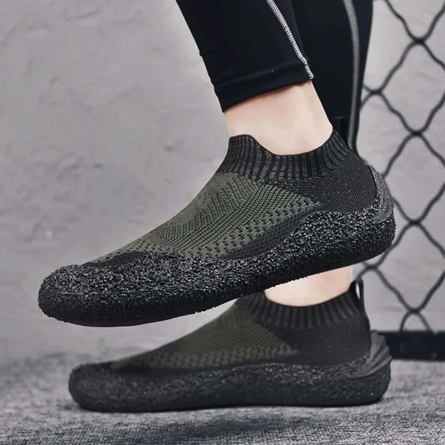 2025Outdoor Mountain Desert Climbing shoes Men Women Ankle Hiking Boots Plus Size Fashion Classic Trekking Footwear Hiking shoes - M & M Global