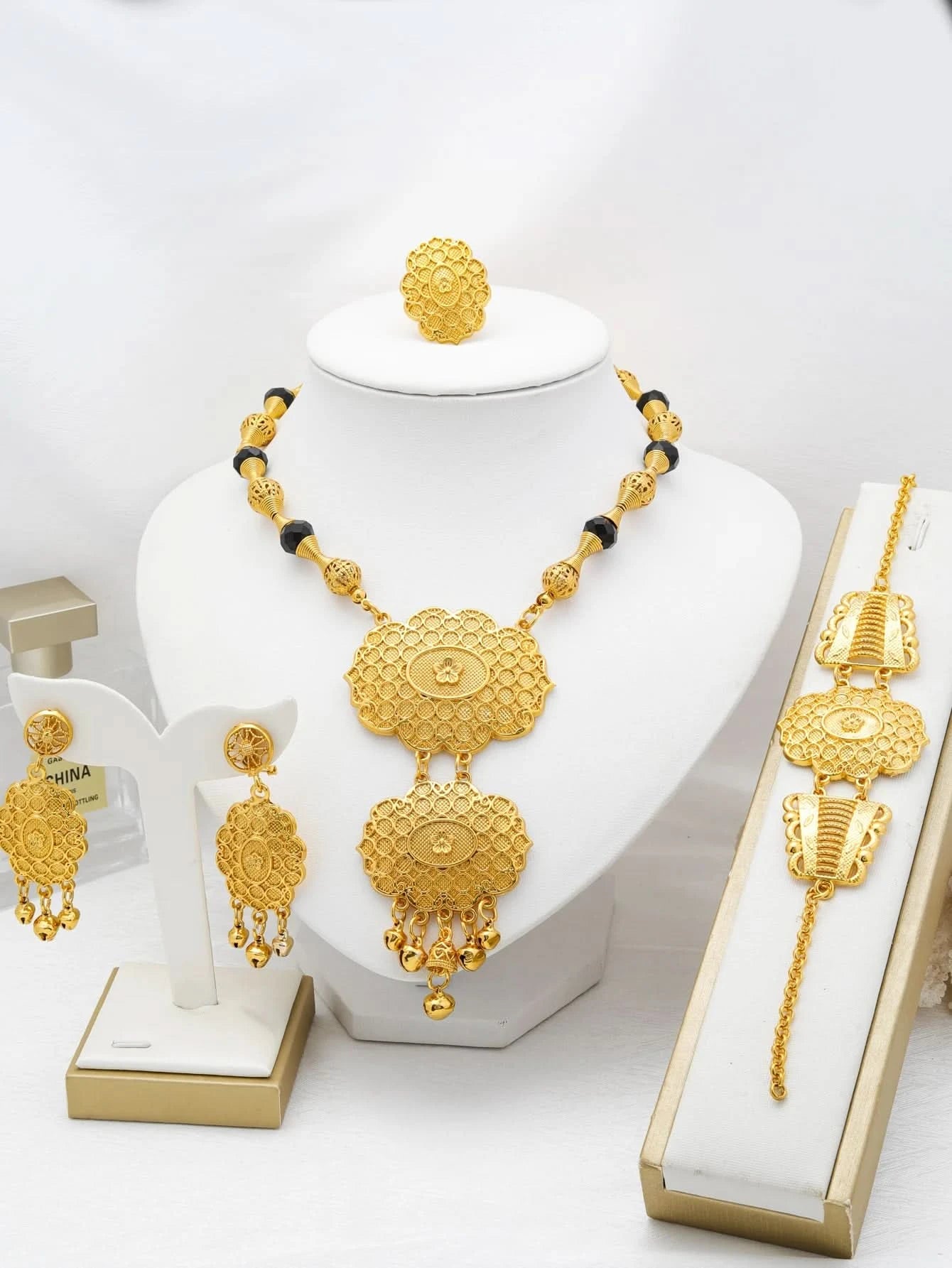 Jewelry Sets for Women Flower Pendant Necklace 18k Gold Plated Fashion Design Earring Bracelet Ring Sets Exquisite Gifts - M & M Global