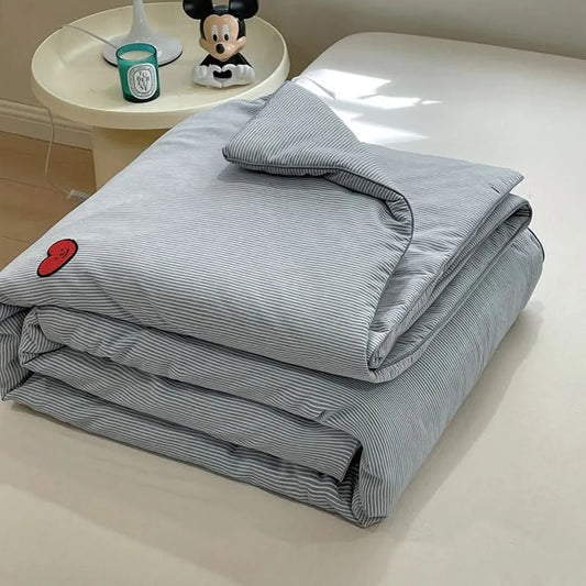 INS Style Plaid Summer Quilt Light Comforter Spring Summer Comforter Suitable for Bedroom Apartment Student Dormitory - M & M Global