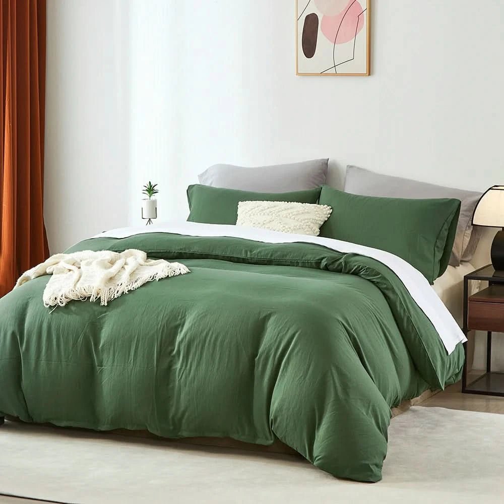 Green bedding set on a bed in a bedroom with white walls and a lamp.
Microfiber Bedding Set, Queen Comforter Set, Lightweight Comforter, Pinch Pleat Bedding, Quilted Comforter, Solid Color Bedding, Soft Bedding Set, Elegant Bedding, All Season Comforter, Brushed Microfiber, Modern Bedroom Decor, Gift Bedding Set, Fade Resistant Bedding, Cozy Bedding Set, Hotel Style Bedding, Bedroom Essentials, Bed Comforter with Pillowcases, Non-Toxic Bedding, Machine Washable Bedding, Minimalist Bedding
