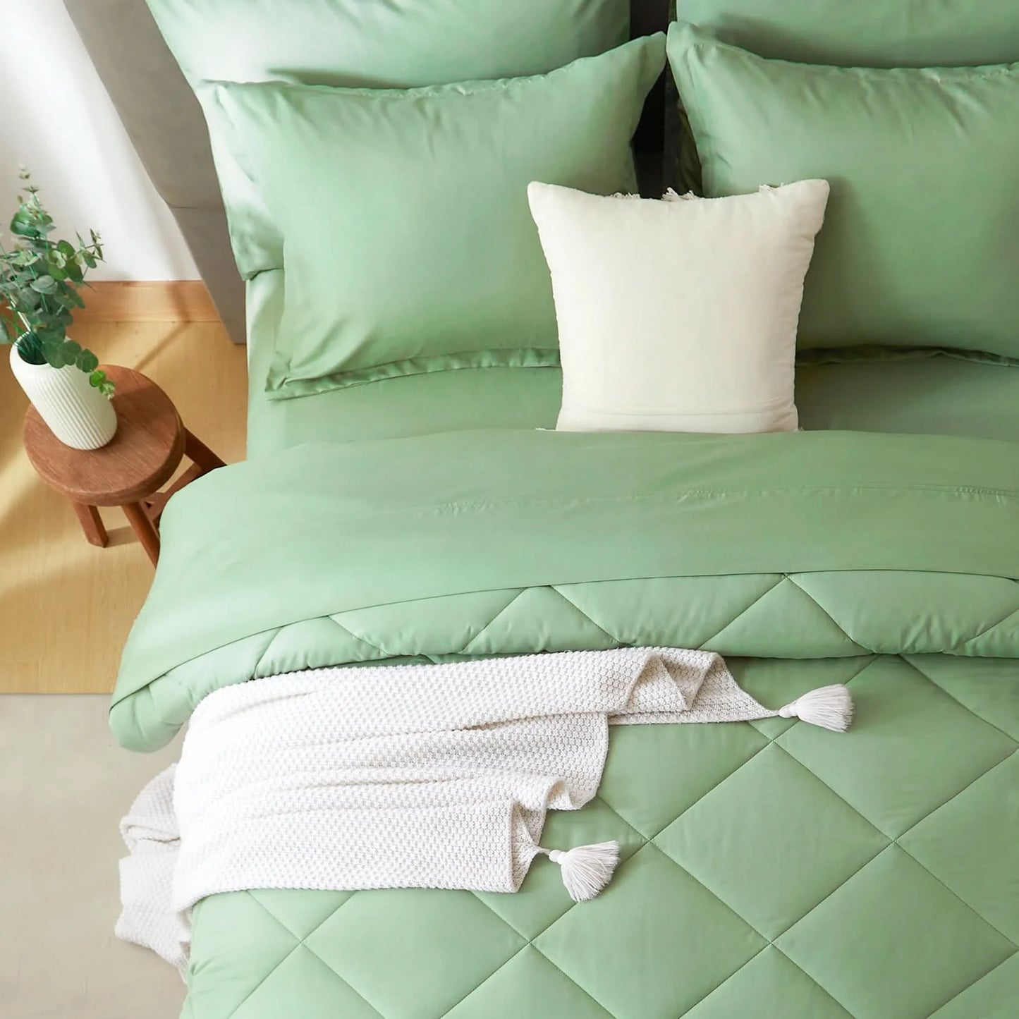 5/7-Piece Comforter Set – Bed in a Bag Bedding Set with Comforter, Sheets, Pillowcases & Pillow Shams – Soft All-Season Bed Set