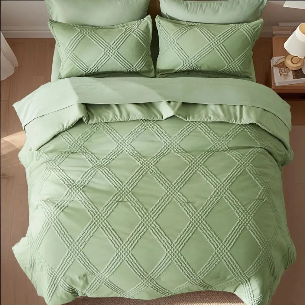 Green quilted bedding set on a bed with pillows in a bedroom setting.

7-piece comforter set

Brushed microfiber bedding

Ultra-soft quilt set

Lightweight comforter set

Machine washable bedding

All-season bedding set

Luxury bed set queen size

Bedding gift set

Modern bedroom decor