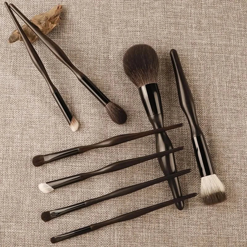 New sandalwood solid wood 8-point makeup brush set, great for makeup,easy to use professional makeup tools, no facial irritation - M & M Global