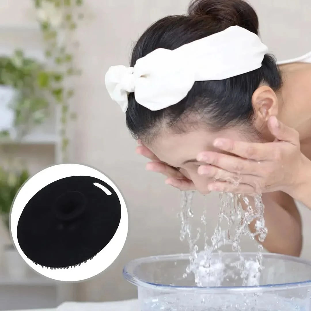 Soft Silicone Exfoliating Brush Cleanser Manual Body Cleansing Body Care Scrubber Shower Gentle Massage Silicone Face Bath Brush - M & M Global