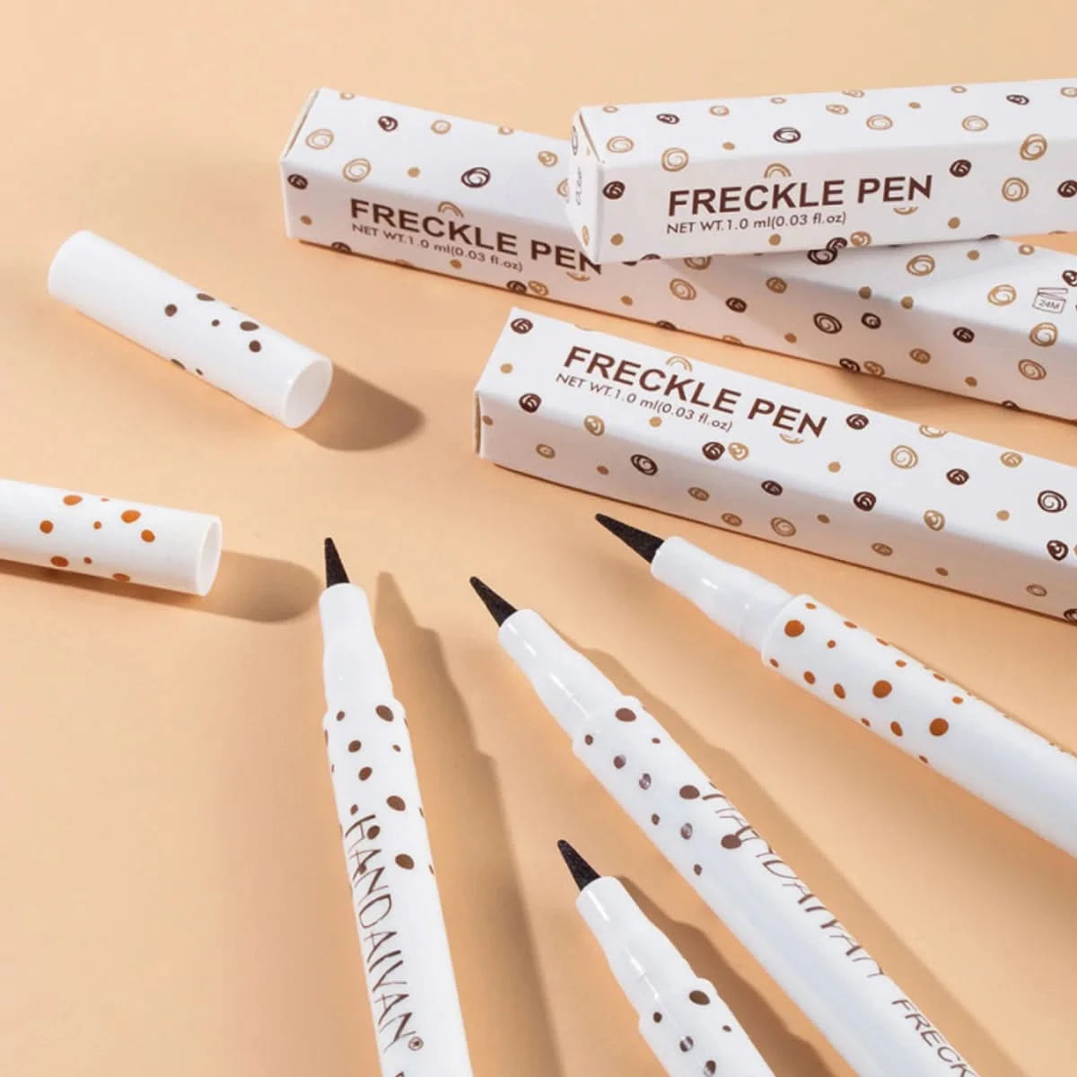 HANDAIYAN Natural Fake Freckle Pen Quick-Drying Waterproof Spot Pencil Makeup Tool for Facial Lifelike Fake Freckles Cosmetics - M & M Global