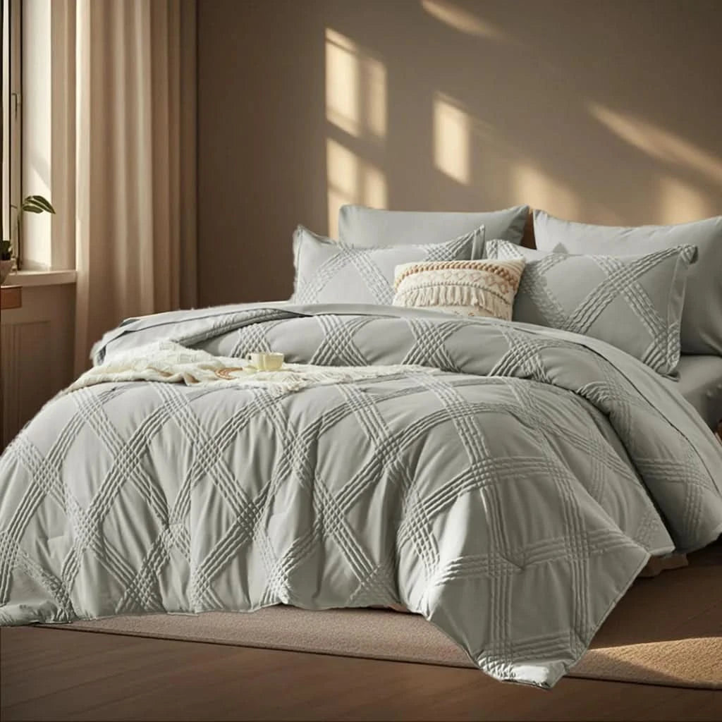 Neatly made bed with light green bedding in a softly lit bedroom.

7-piece comforter set

Brushed microfiber bedding

Ultra-soft quilt set

Lightweight comforter set

Machine washable bedding

All-season bedding set

Luxury bed set queen size

Bedding gift set

Modern bedroom decor