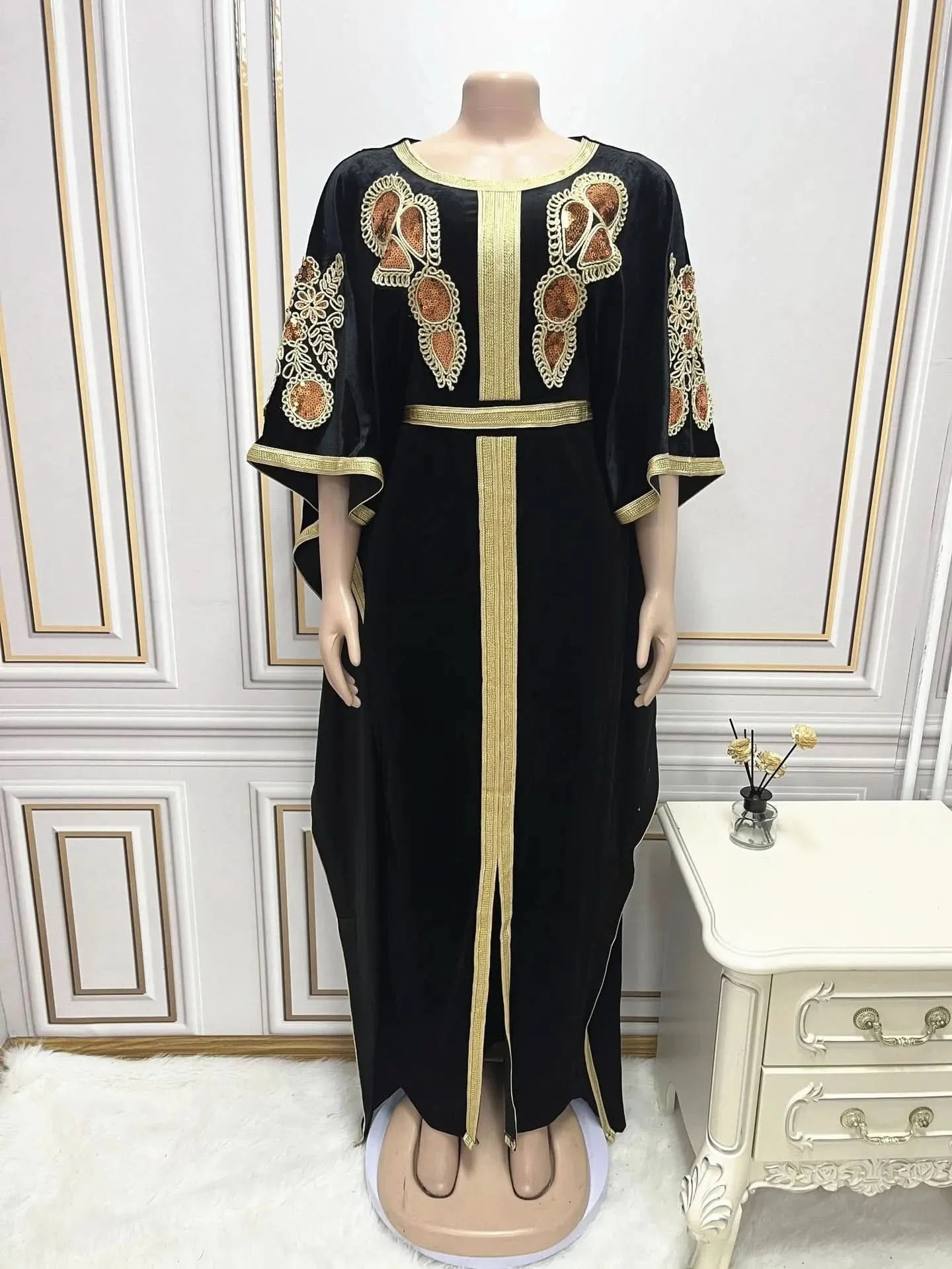 Ramadan Luxury Muslim Fashion Bat Sleeve Moroccan Turkiye Dubai Dress Middle East Arab Dress Sequins Golden Velvet Long Dress - M & M Global