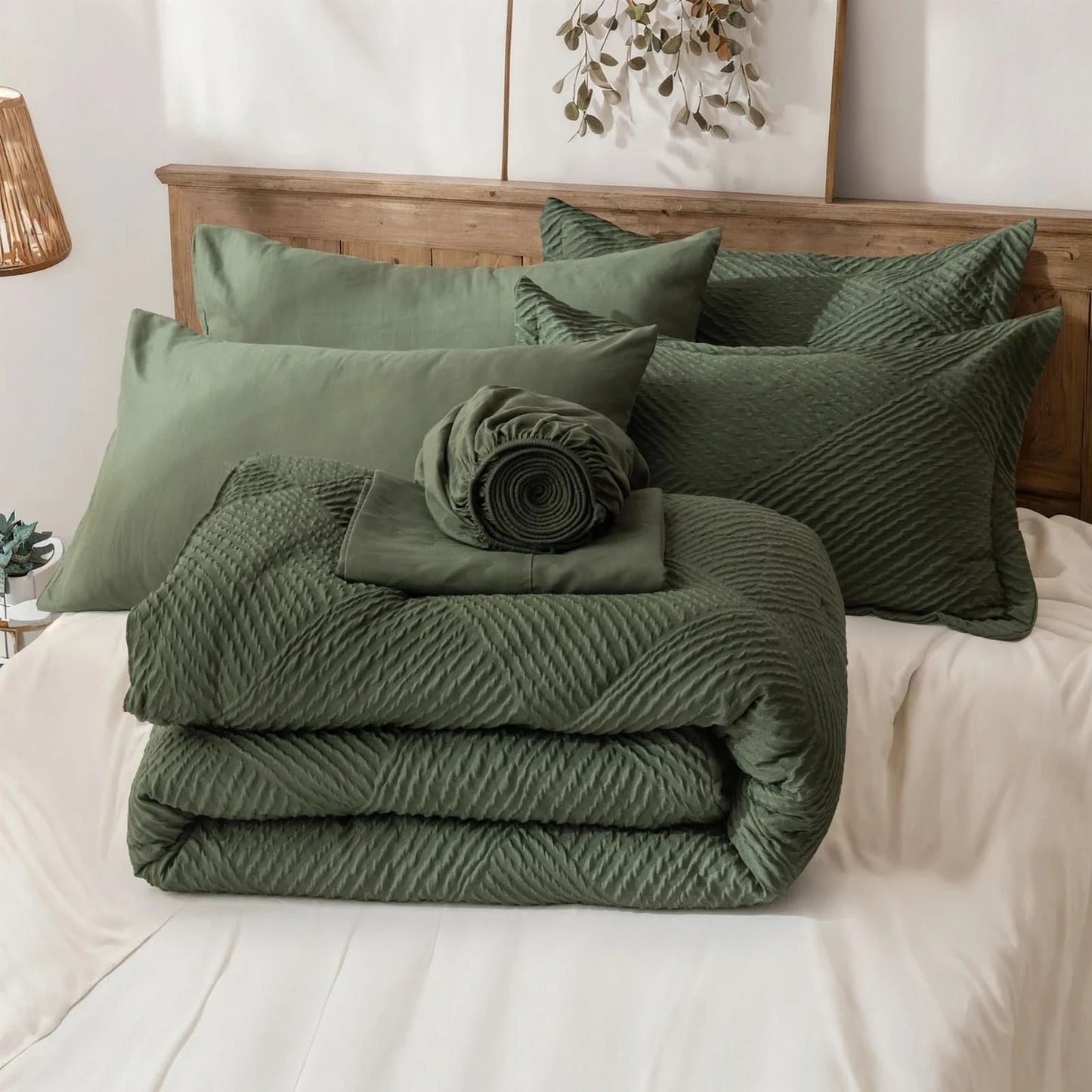 solid striped check Comforter set, soft microfiber, lightweight and breathable, easy to care for - bedding set for all seasons