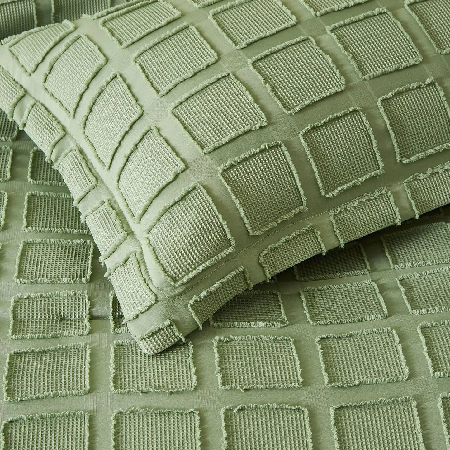 Queen Solid Color Comforter Set with Cut Flower Design – Lightweight, Breathable Microfiber Bedding for All Seasons, Machine Washable