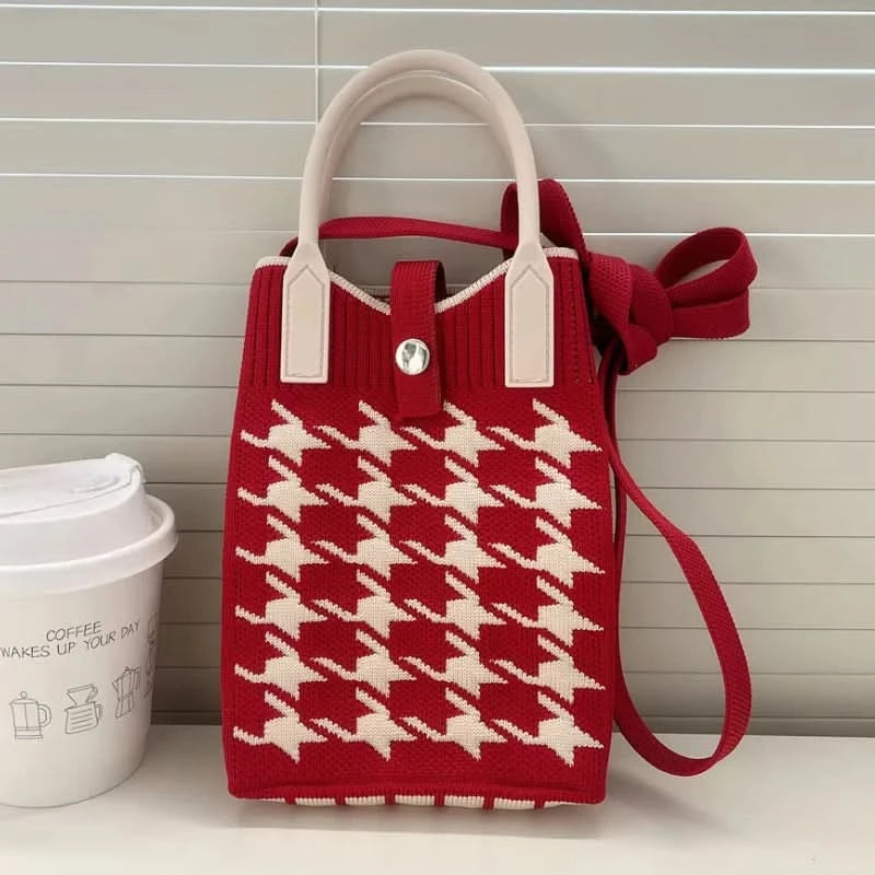 Korean Fashion Heart Knitted Mini Square Handbag for Women Small Mobile Phone Shoulder Bags Girls Cute Outdoor Crossbody Bags - M & M Global