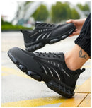 Breathable, lightweight and comfortable anti-smash and anti-puncture safety shoes