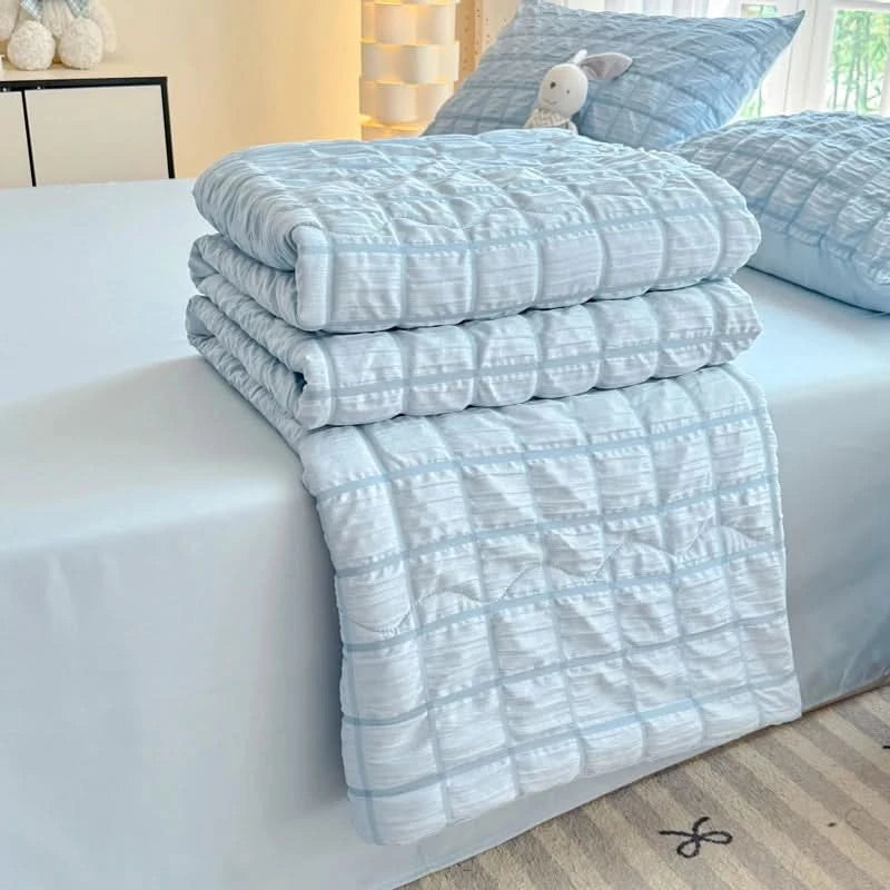 Single/Queen/Super King Size: Skin Friendly Solid Color Bubble Yarn Summer Quilt - M & M Global