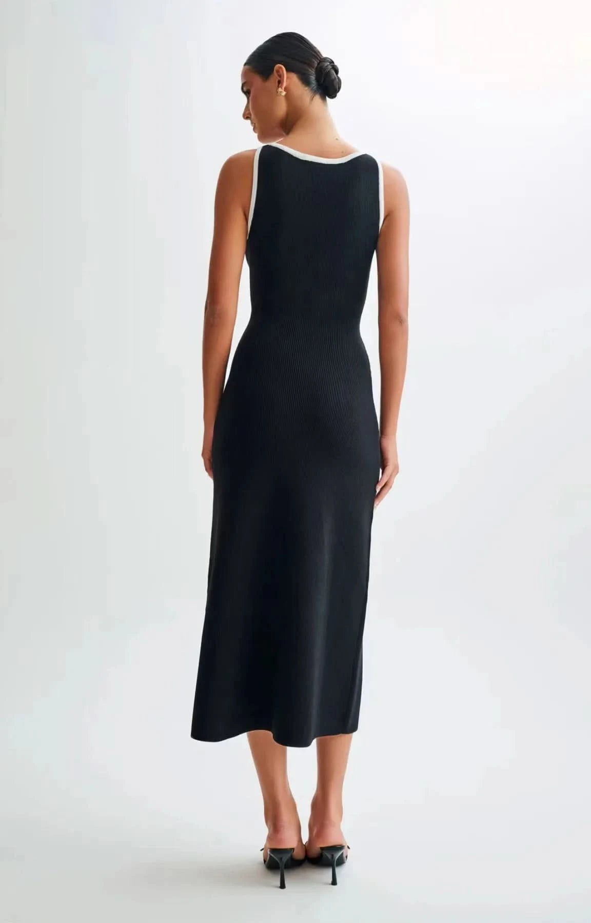 Elegant Women Knitted Long Dress Summer Sleeveless Single Breasted Bodycon Dresses High Street Fashion Office Ladies Black Robes - M & M Global