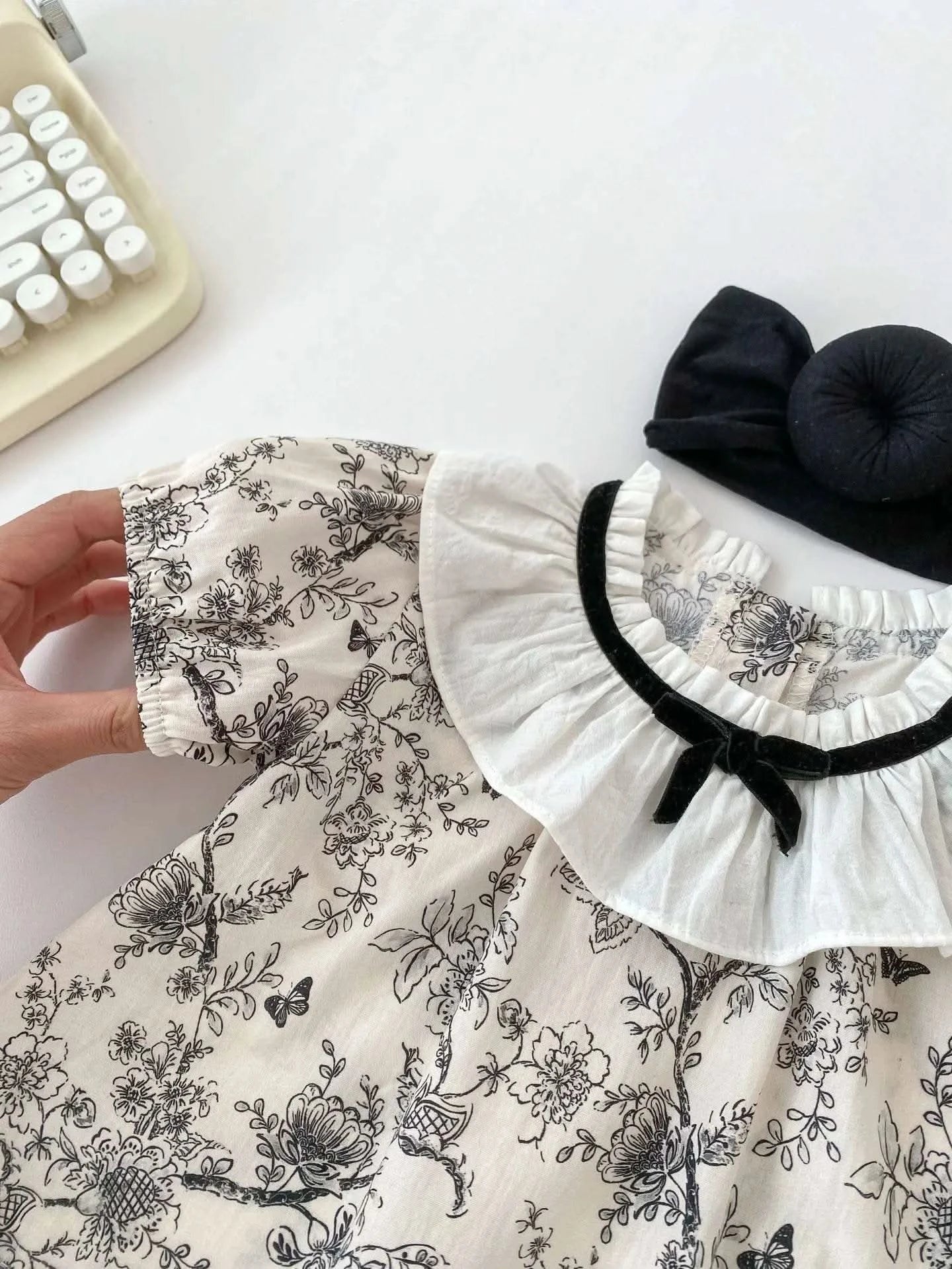 2PCS Summer Floral Baby Girl Suit New Autumn Fashion Lace Bow Baby Girls' Set Peter Pan Collar Shirt and Shorts Princess Outfits - M & M Global