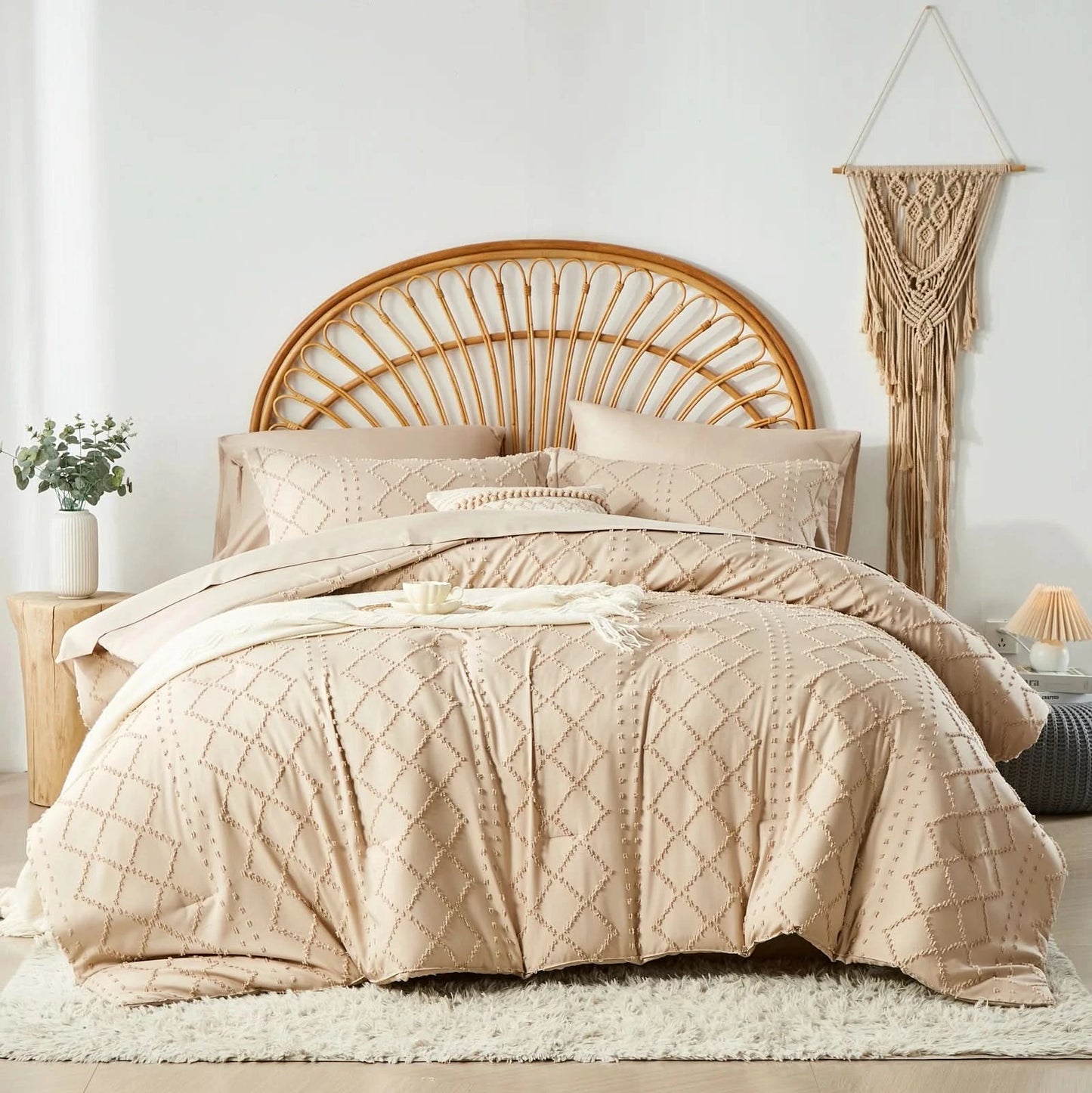 Tufted Boho Comforter Set - Farmhouse Shabby Chic Embroidery Bed Set, Soft Jacquard Comforter, Queen, King