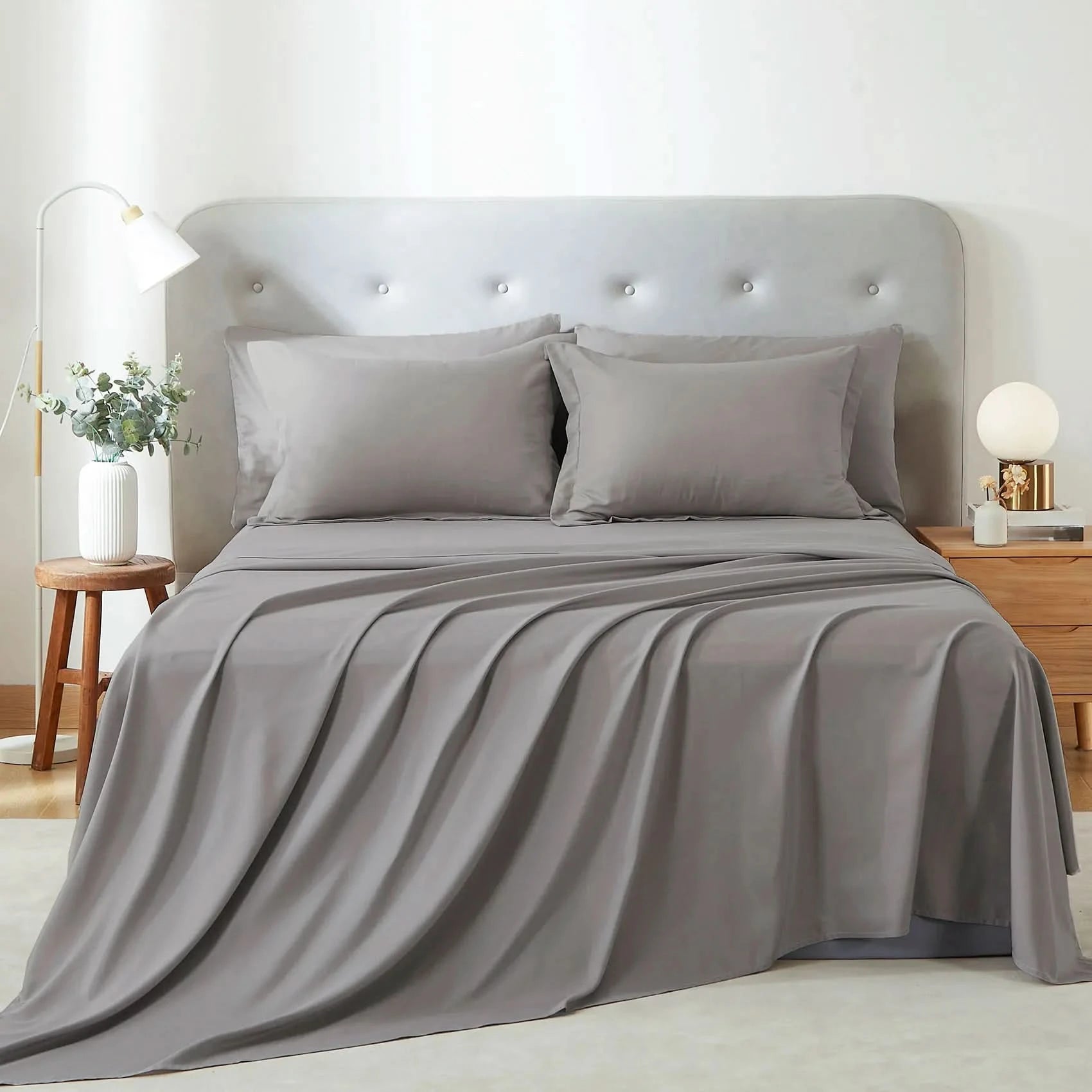 Gray bedding set on a bed in a bedroom setting with a neutral color 
scheme.
Grid Bedding Set

Microfiber Comforter Set

Polyester Bed Set

All-Season Bedding

Checkered Comforter

Soft Breathable Bedding

Modern Bedding Design

Machine Washable Quilt

Bed-in-a-Bag Set

Durable Quilted Comforter

7-Piece Bedding Set

Twin Full Queen King Bedding

Minimalist Bedding Set

Lightweight Quilt Set

Vacuum Packed Bedding

Stylish Bedroom Decor

Gift Bedding for Teens

Bedding Set for Men and Women

Tatting Weave B