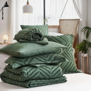 7-Piece Floral Quilt Set – Soft & Comfortable Bedding for All Seasons, Elegant Cut Flower Design, Home Décor, Ideal Gift for Any Occasion
