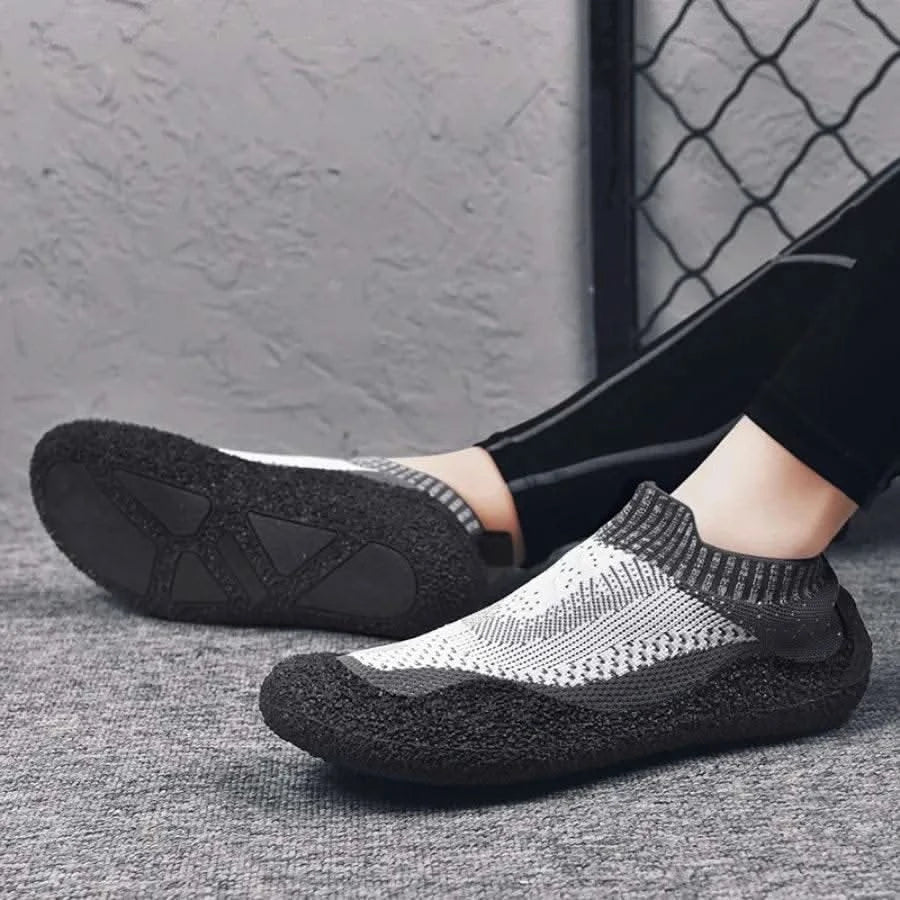 2025Outdoor Mountain Desert Climbing shoes Men Women Ankle Hiking Boots Plus Size Fashion Classic Trekking Footwear Hiking shoes - M & M Global