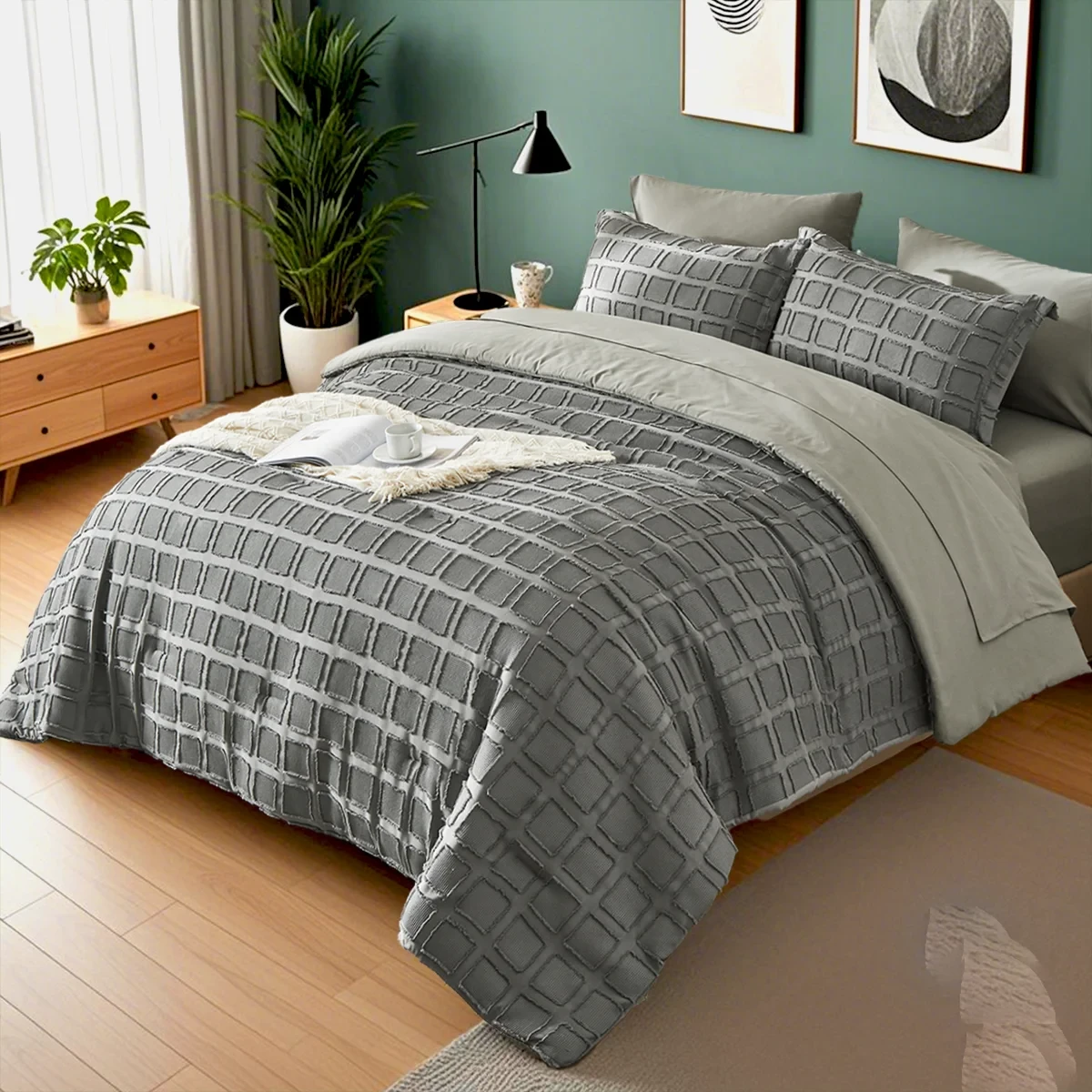 Queen Solid Color Comforter Set with Cut Flower Design – Lightweight, Breathable Microfiber Bedding for All Seasons, Machine Washable