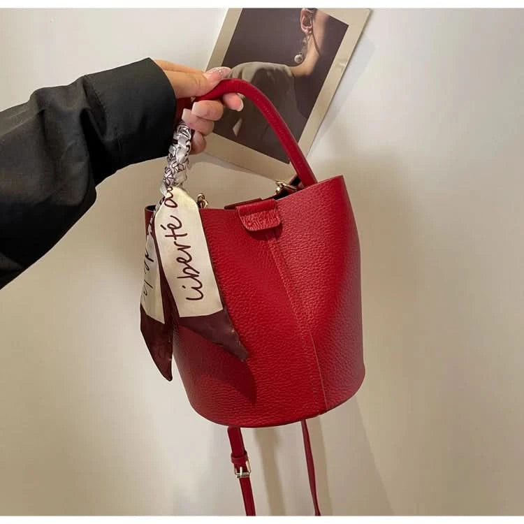 Senior Sense Retro Color Small Bag Women's New Crossbody Bag Super Fire Bucket Bag - M & M Global